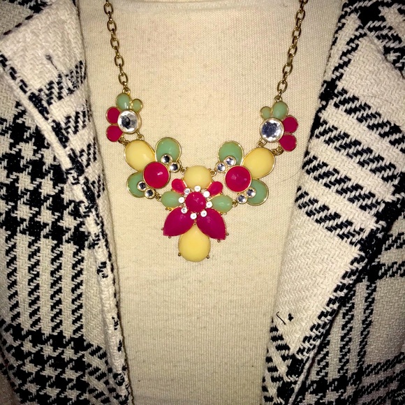 Beautiful wool jacket/blazer - Picture 2 of 3